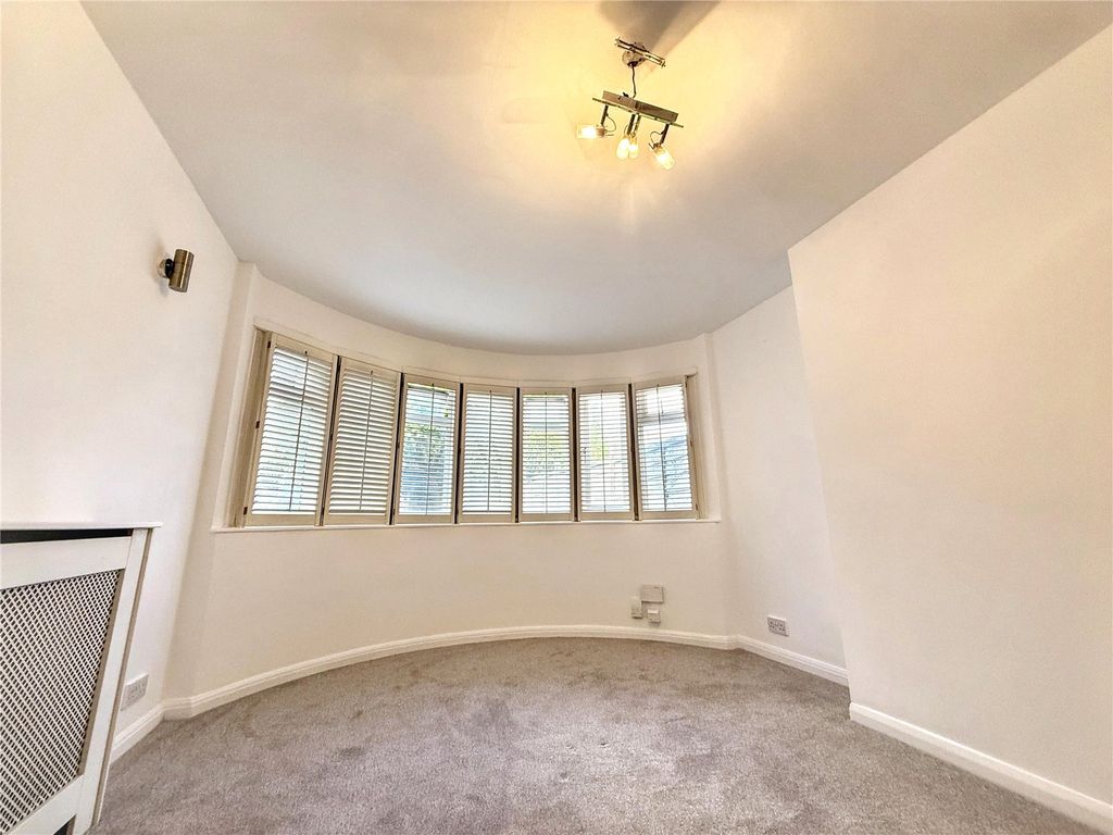 Property photo 2 of 14 Picture No. 22