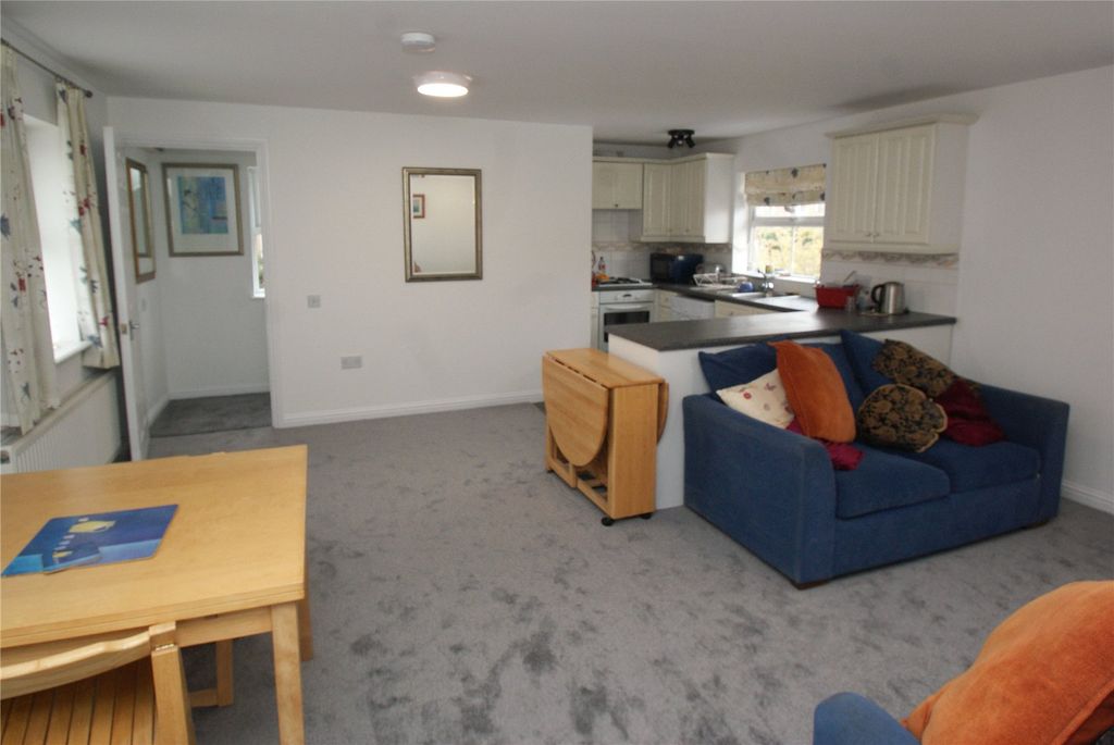 Property photo 2 of 6 Picture No. 03