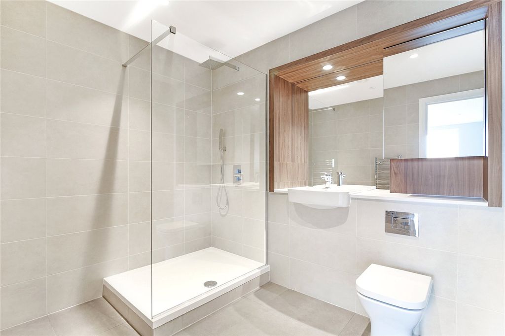 Property photo 3 of 9 Picture No. 06