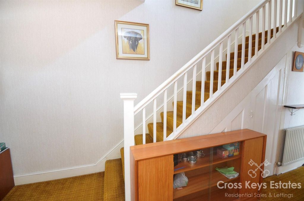 Property photo 3 of 24 Hallway