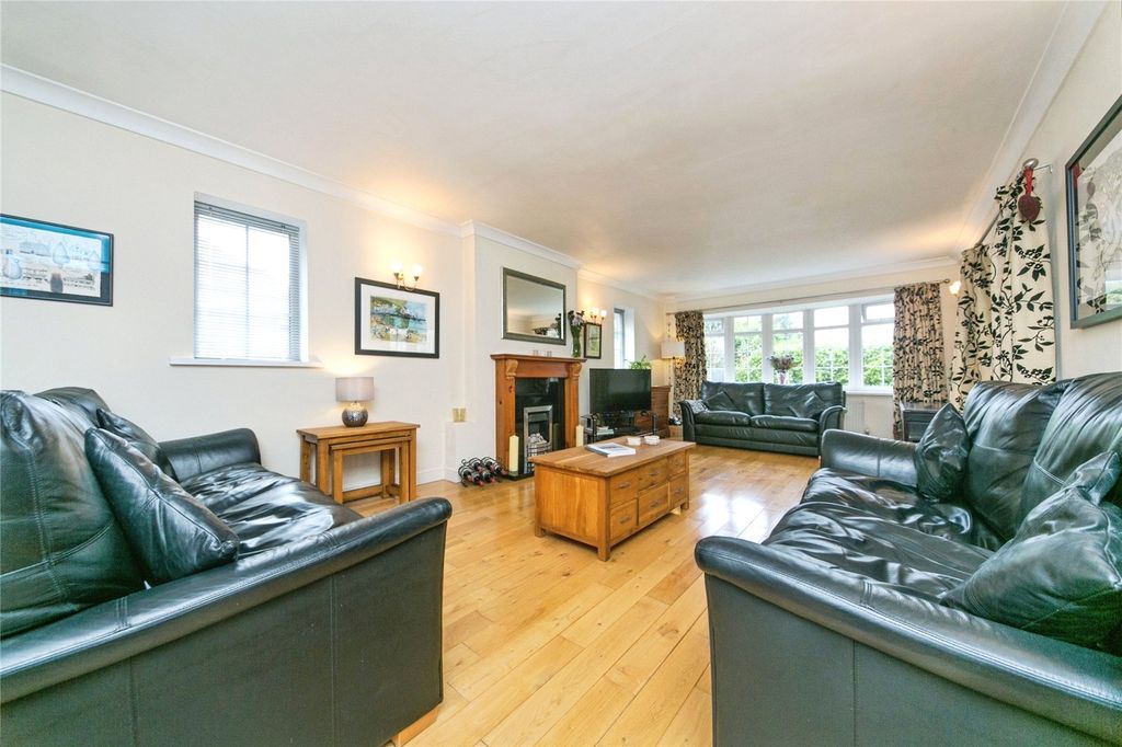 Property photo 2 of 19 Picture No. 06