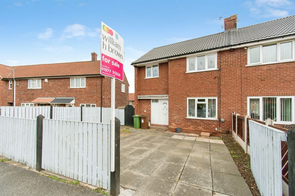Property photo 1 of 12