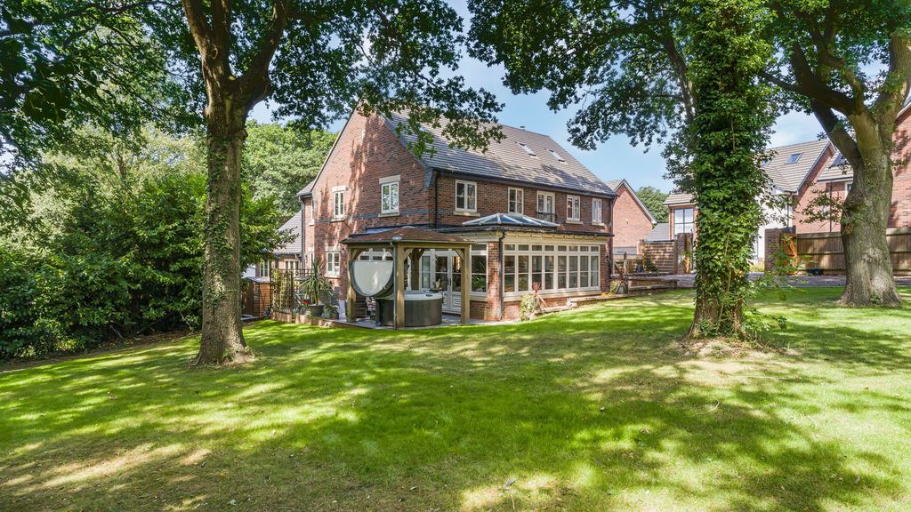 Property photo 1 of 45
