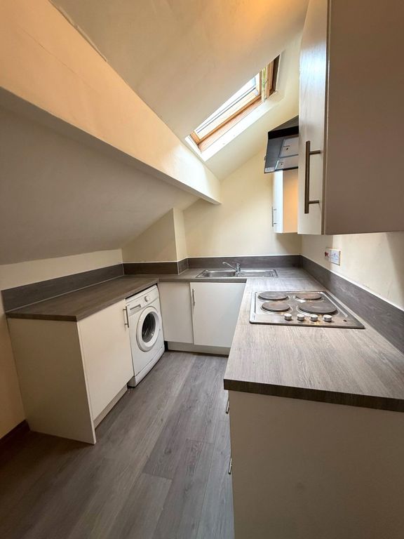 Property photo 2 of 5 4