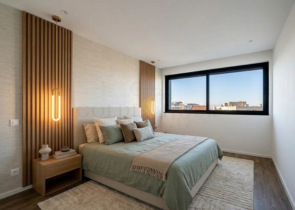 Property photo 1 of 25 Flat T3 Sell In Mafamude E Vilar Do Paraíso,Vila Nova De Gaia