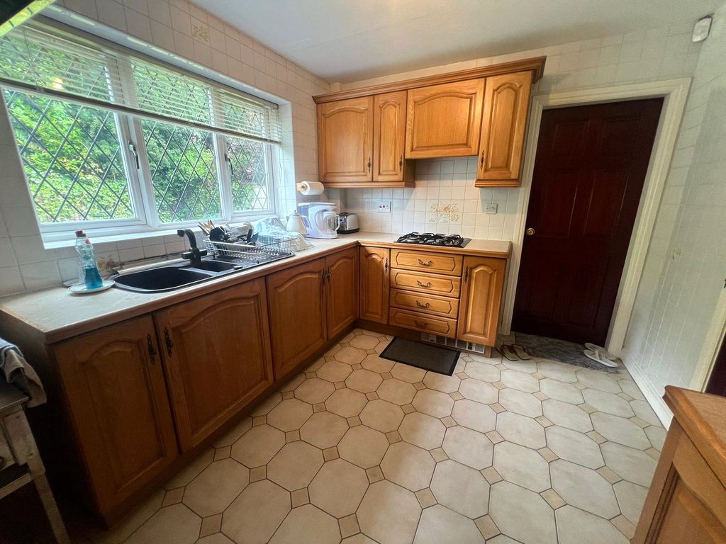 Property photo 3 of 11 Picture No. 10