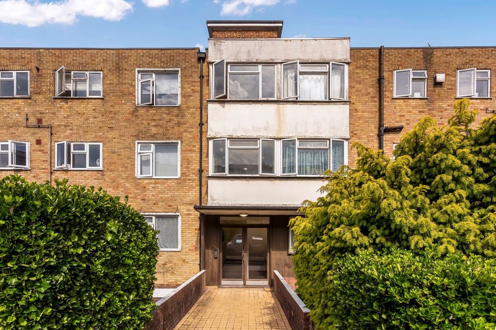 Property photo 1 of 12