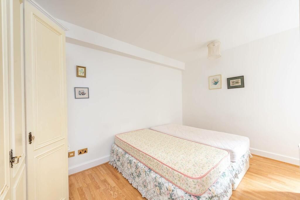 Property photo 1 of 2