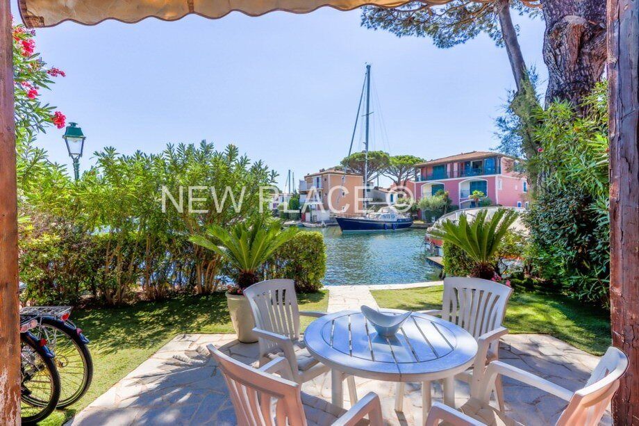 Property photo 1 of 5 Lovely Renovated 2-Room Ground-Floor Apartment With 12m Boat Mooring