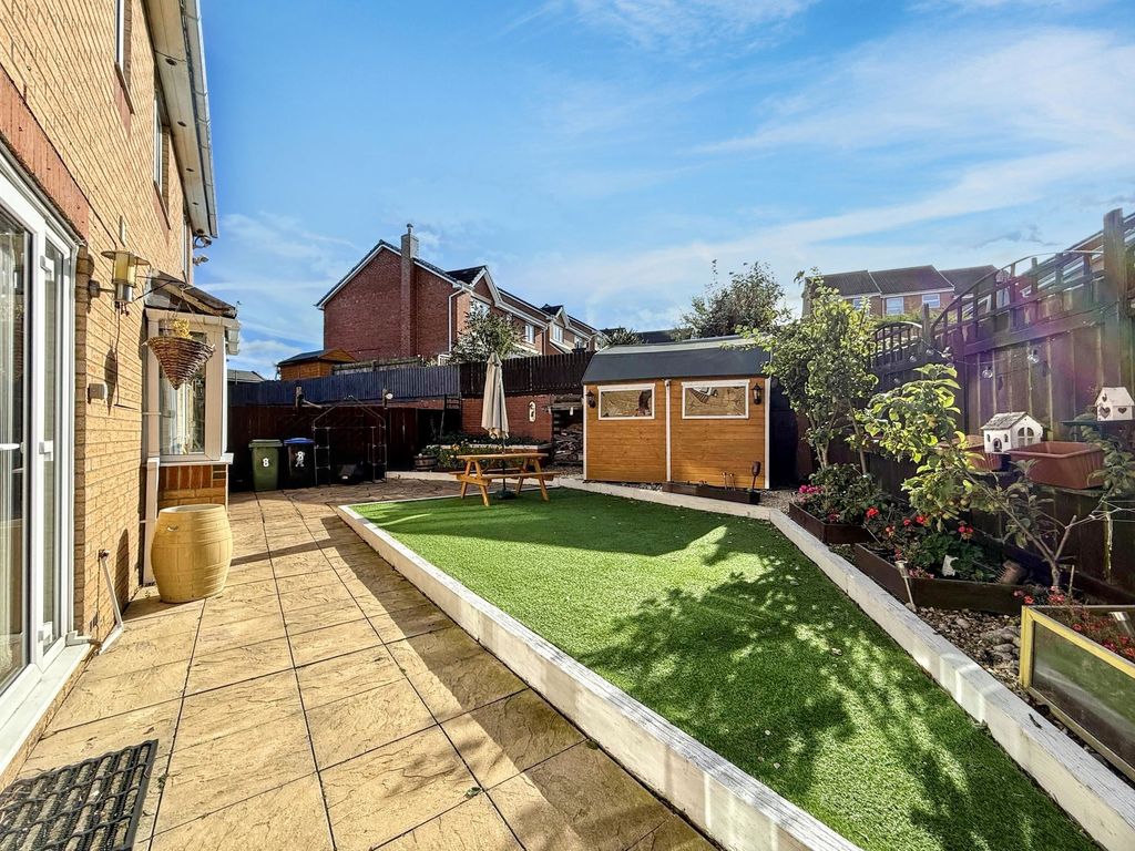 Property photo 3 of 38
