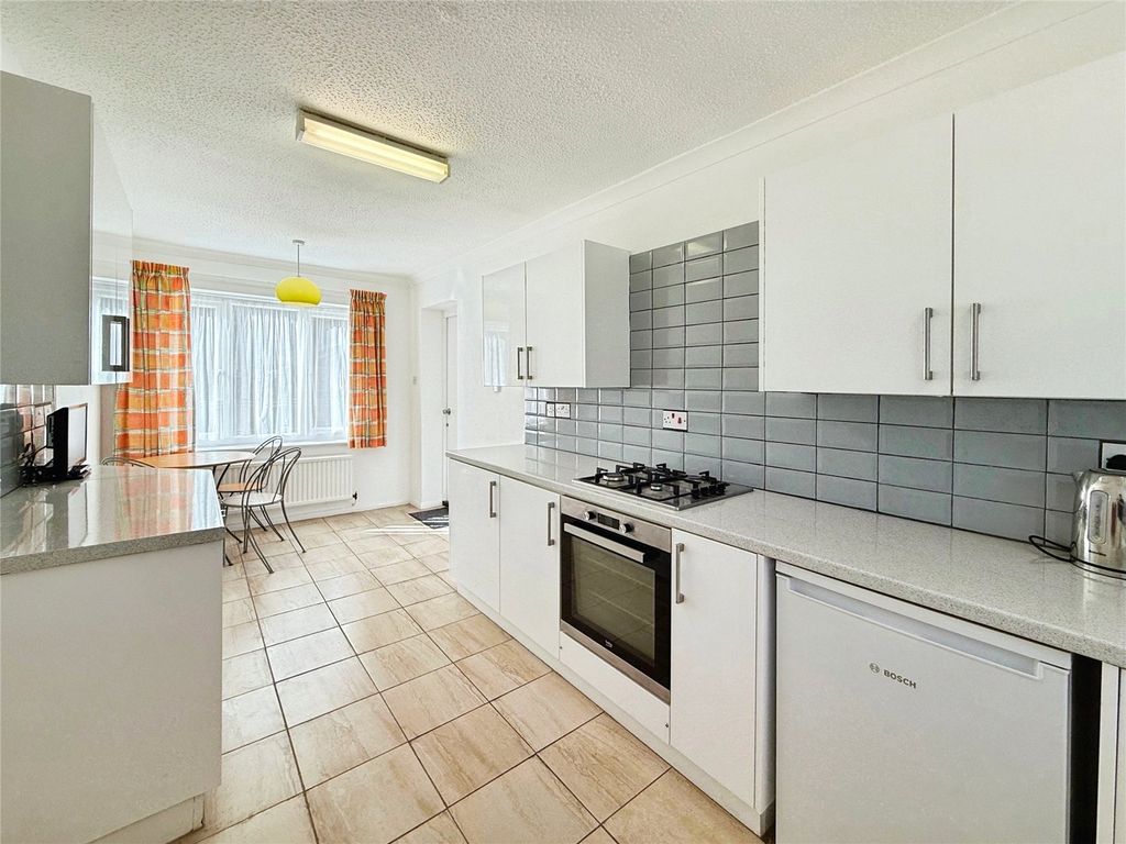 Property photo 3 of 18 Picture No. 04