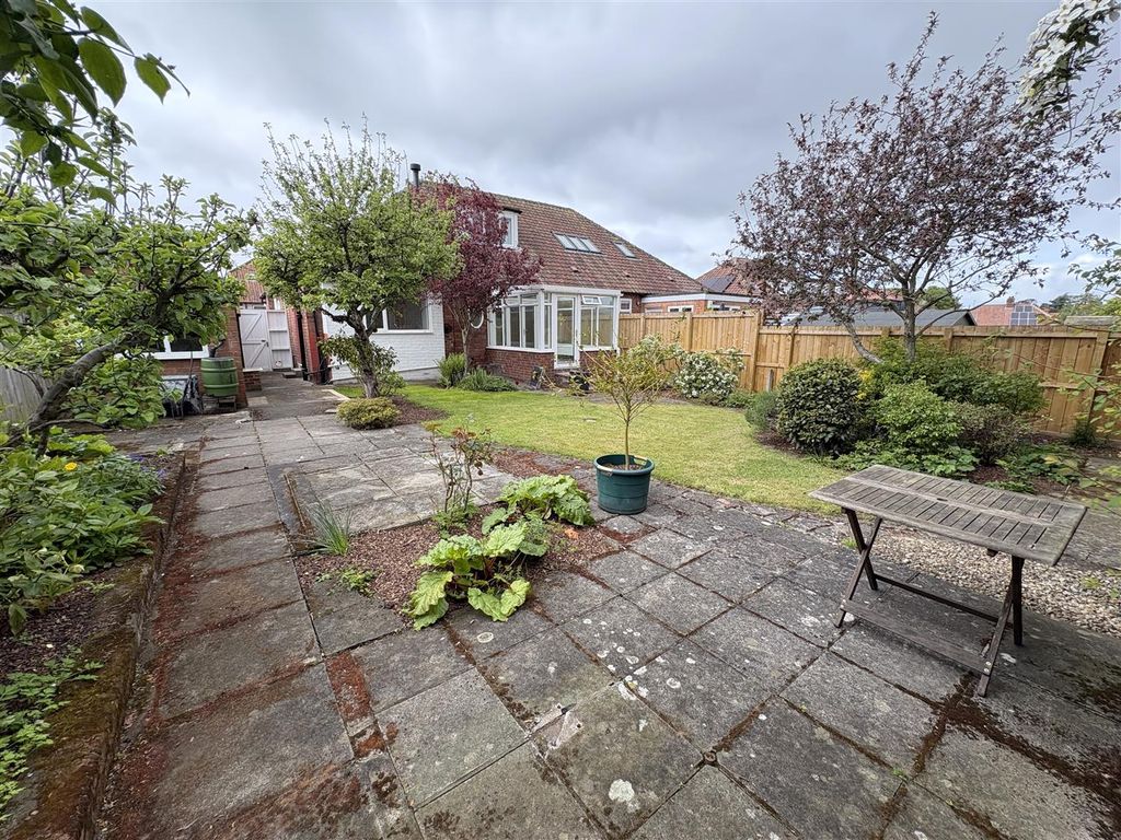 Property photo 2 of 23 Externally