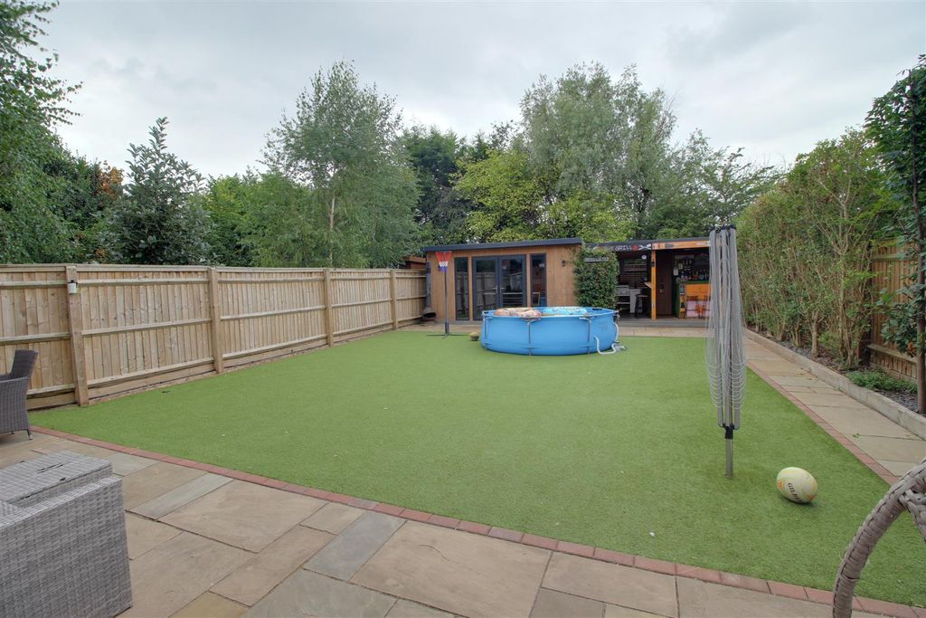 Property photo 2 of 20 Img_5924-Img_5926.Jpg