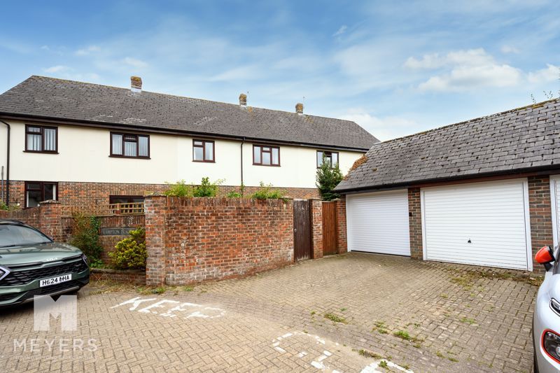 Property photo 2 of 20 Photo 3