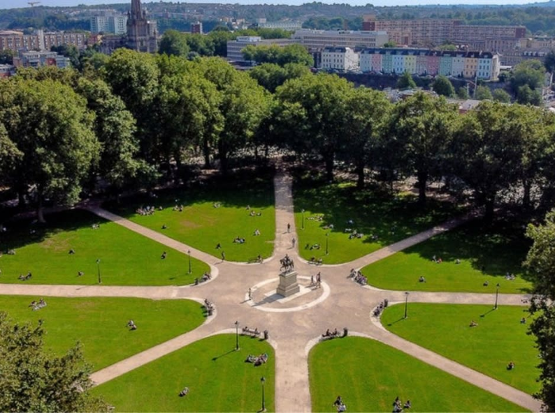 Property photo 3 of 3 Queens Square