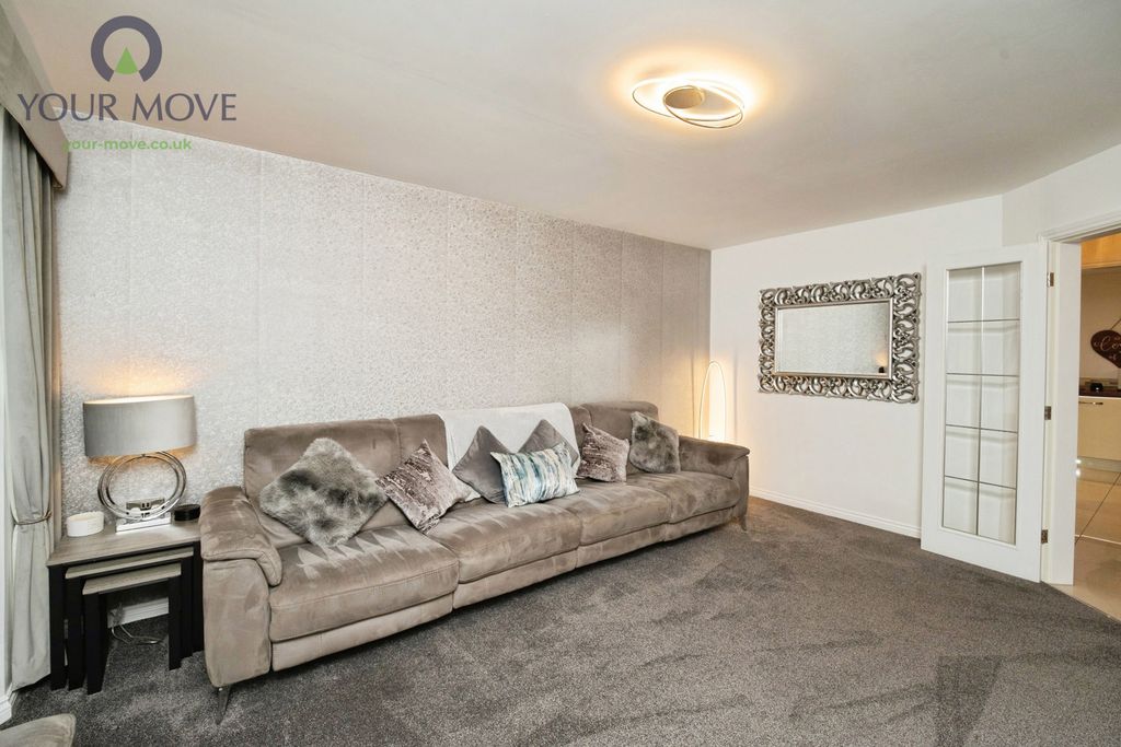 Property photo 3 of 25 Pbox-Img.Jpg