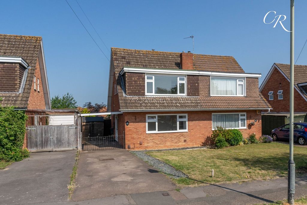 Property photo 1 of 13