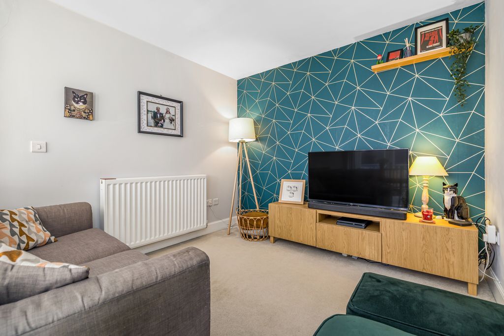 Property photo 3 of 13 Property Image 3