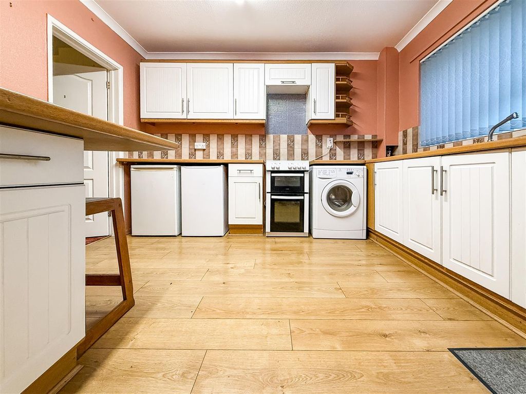 Property photo 2 of 22 Img_8995.Jpeg