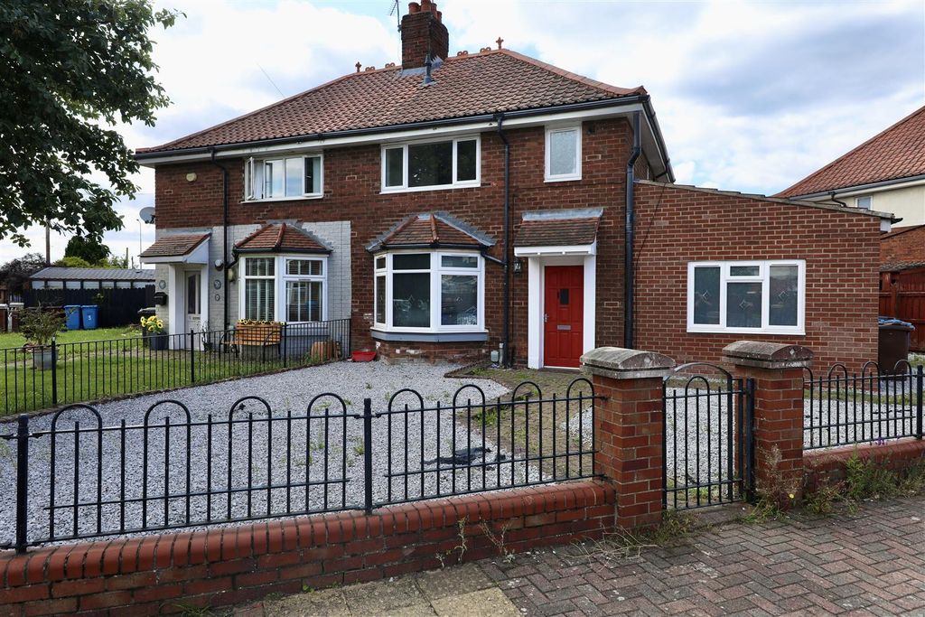 Property photo 1 of 14 0A4A9959.Jpg