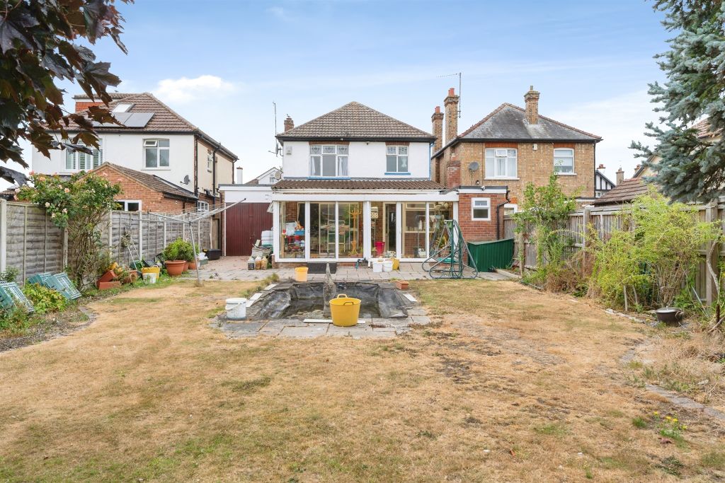 Property photo 2 of 18