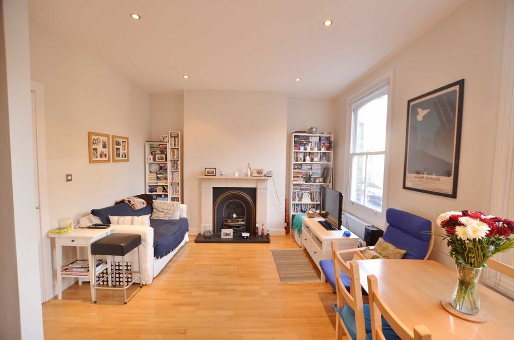 Property photo 1 of 4