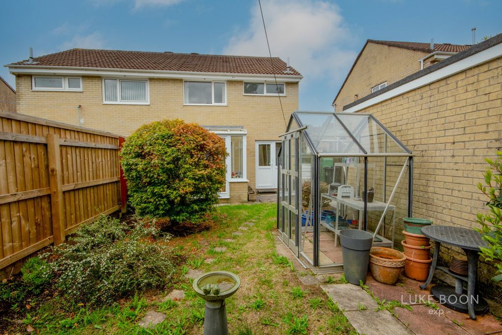 Property photo 3 of 13