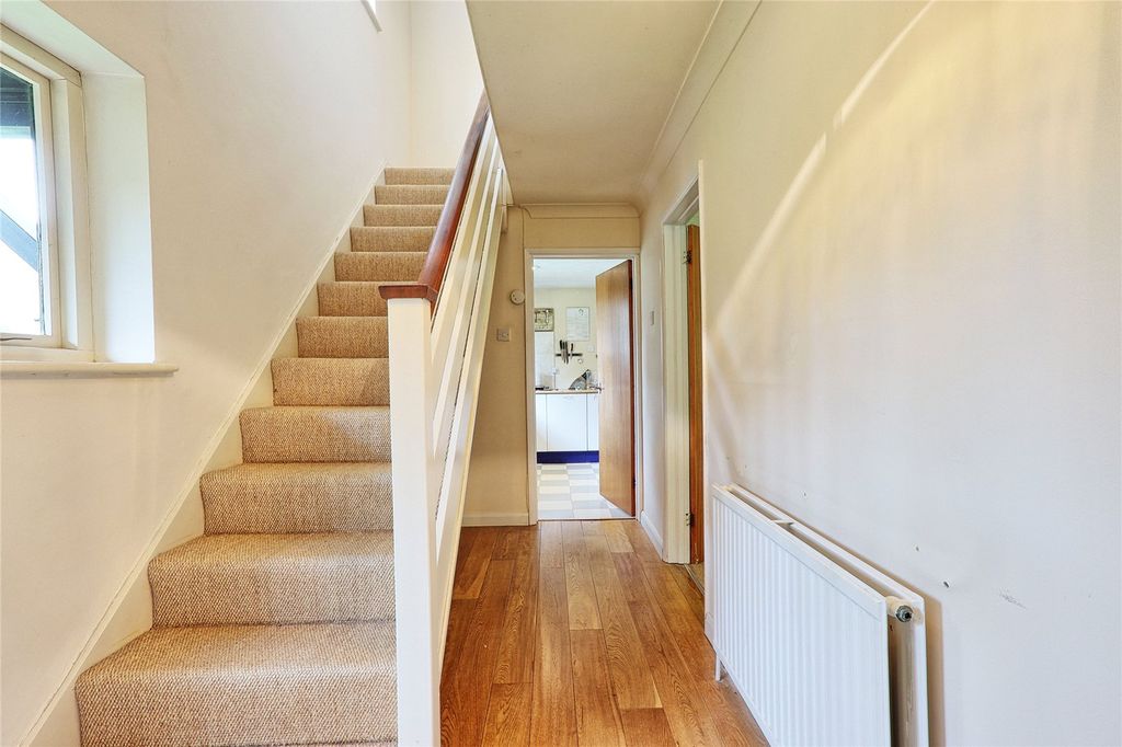 Property photo 3 of 15 Picture No. 02