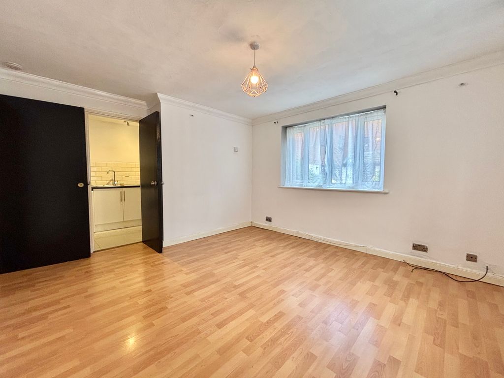 Property photo 1 of 6 Img_1660