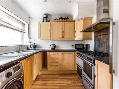 Property photo 3 of 14 Kitchen