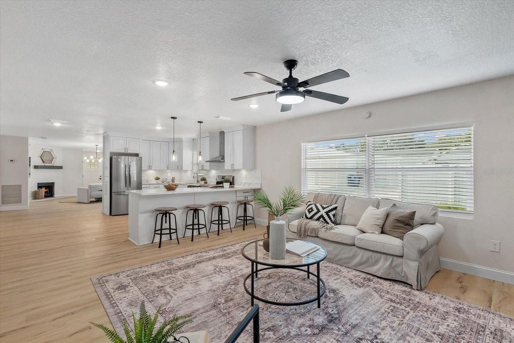 Property photo 3 of 19 <Alttext/>