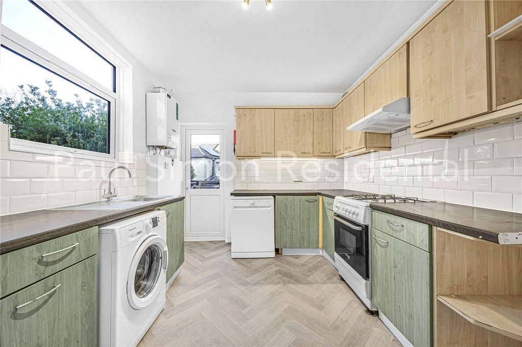 Property photo 1 of 15 Picture No. 17