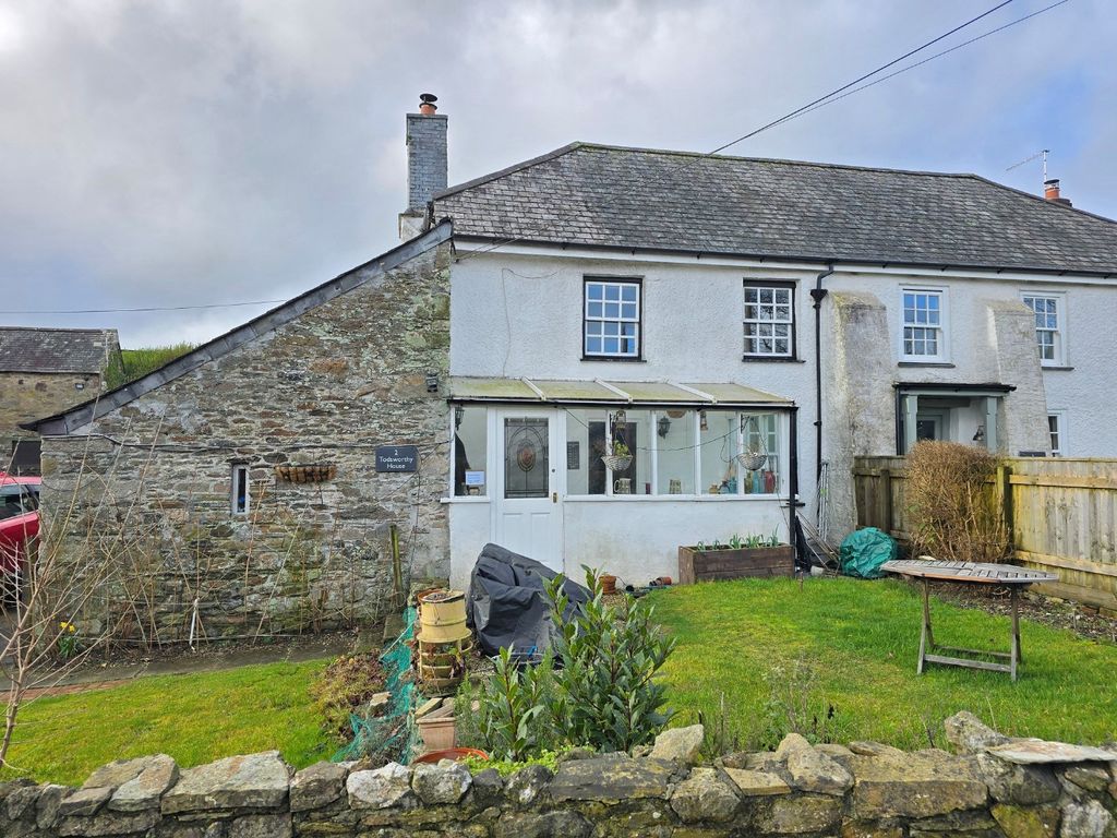 Property photo 1 of 17 4981050