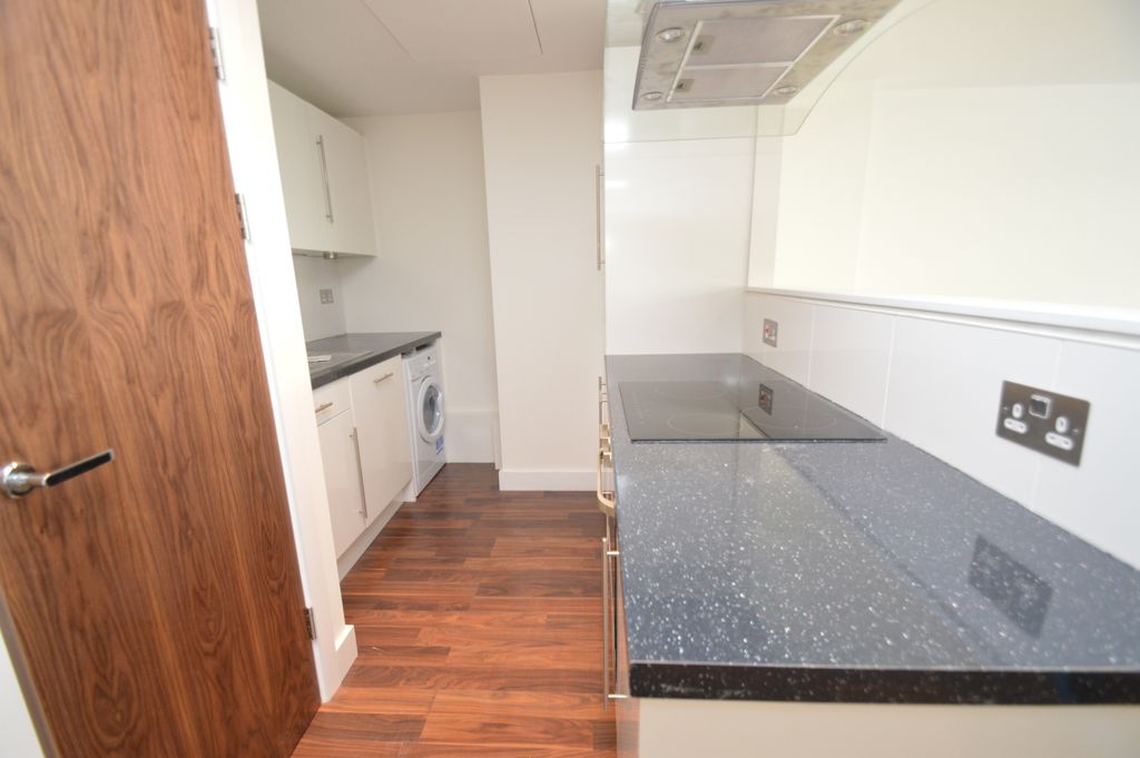Property photo 2 of 5 4 Zenith Kitchen.Jpg