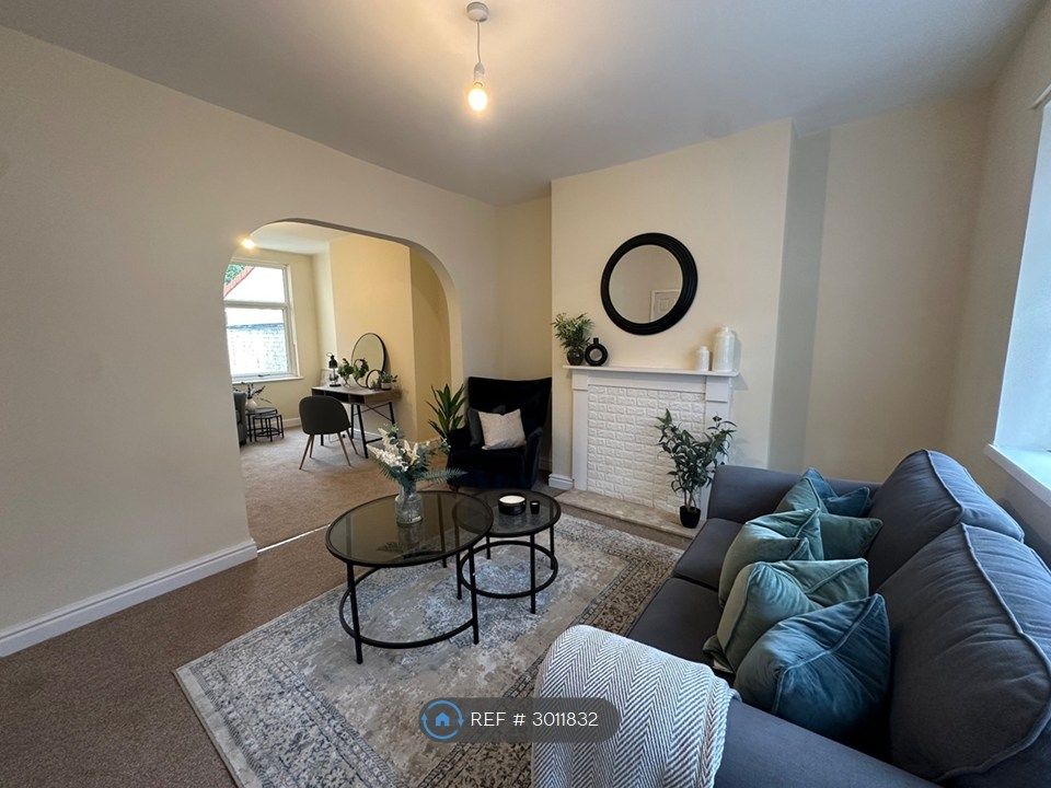 Property photo 1 of 21