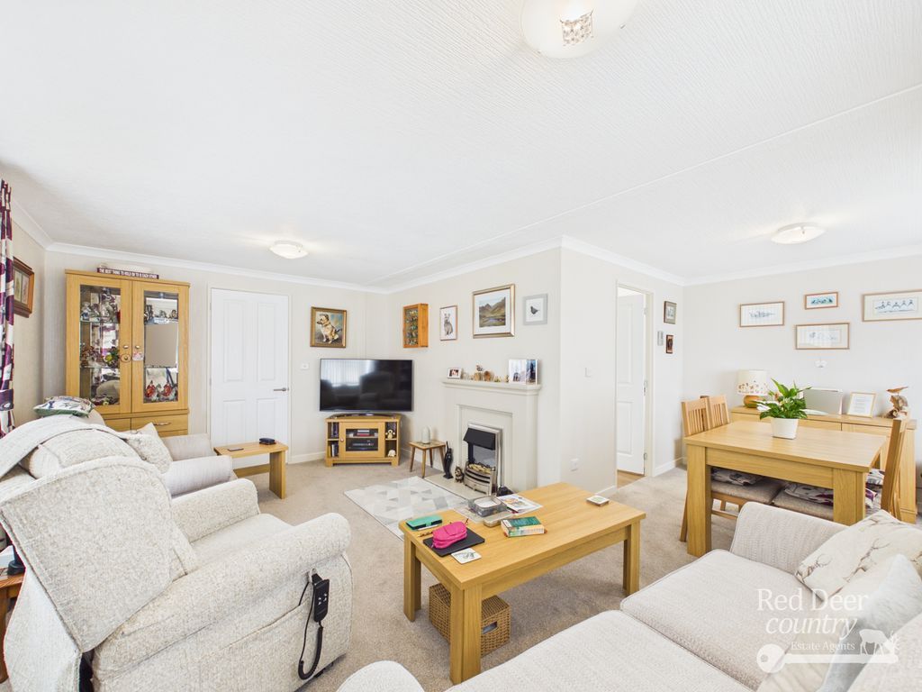 Property photo 2 of 16 Sitting Room