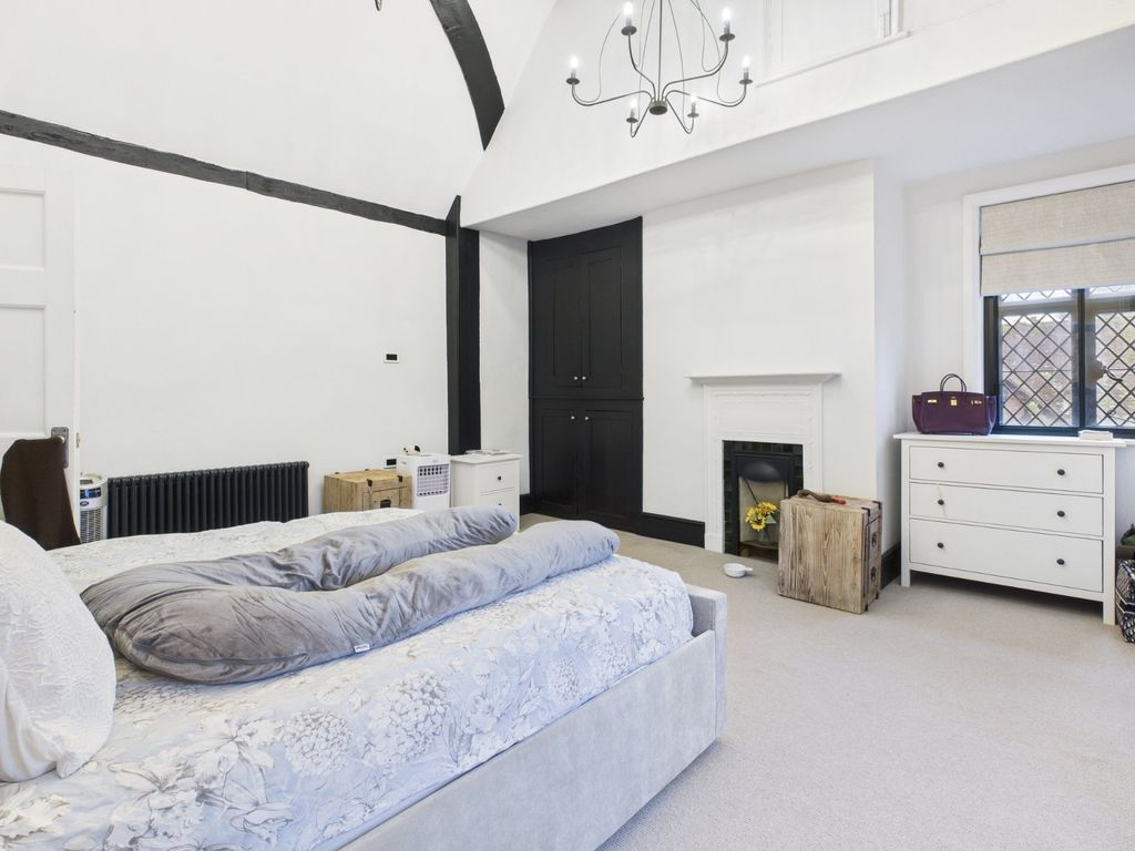 Additional image 12 of 2 bed flat for saleThe Old Rectory, Windsor End, Beaconsfield HP9