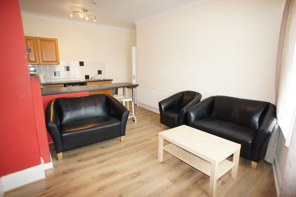 Property photo 3 of 18 Living Area