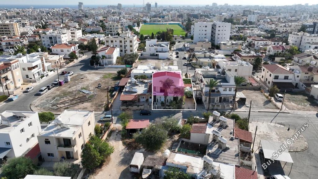 Property photo 3 of 19