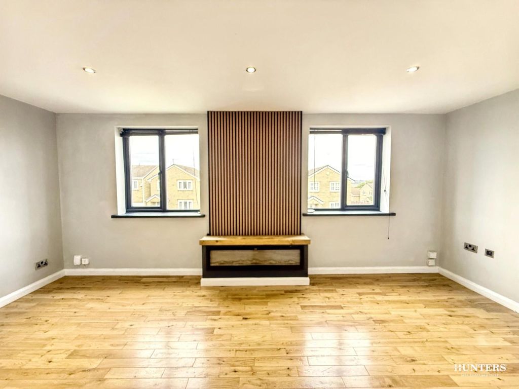 Property photo 2 of 33 Img_5236.Jpg