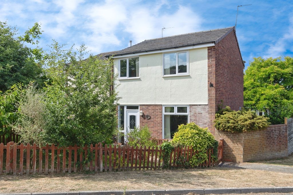 Property photo 1 of 16
