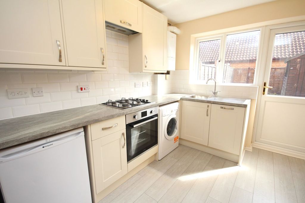 Property photo 2 of 11