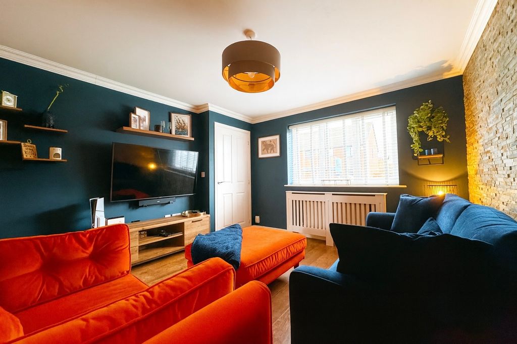 Property photo 2 of 18 Photo #2