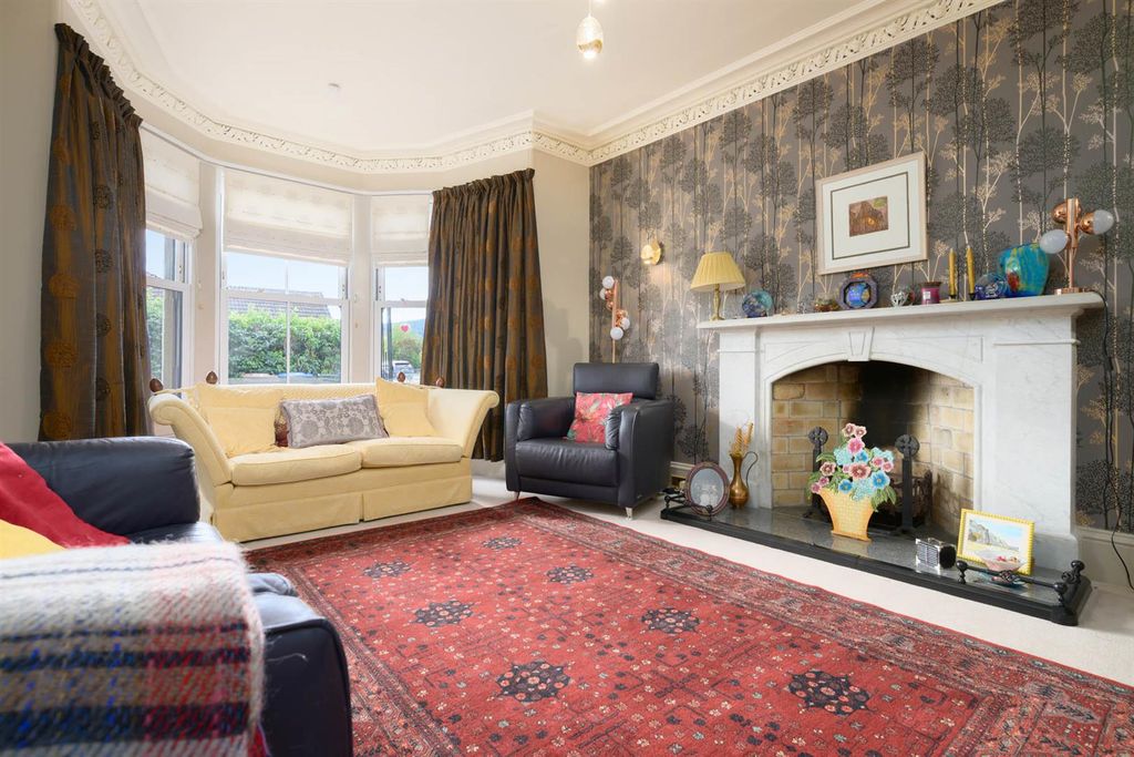 Property photo 3 of 32 S004.Jpg