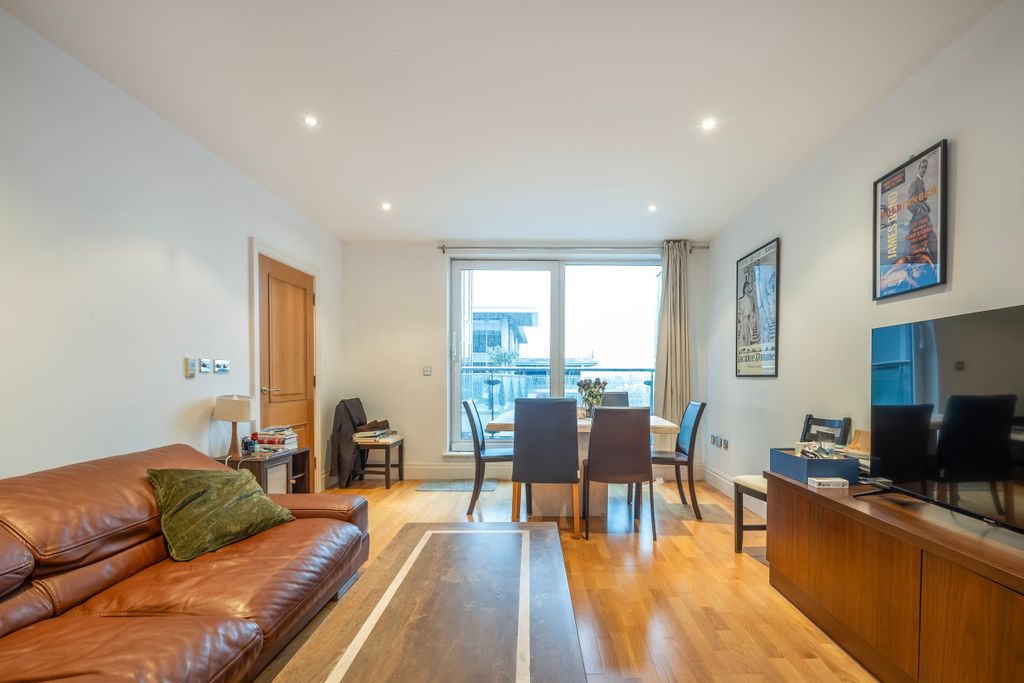 Property photo 2 of 9 Reception