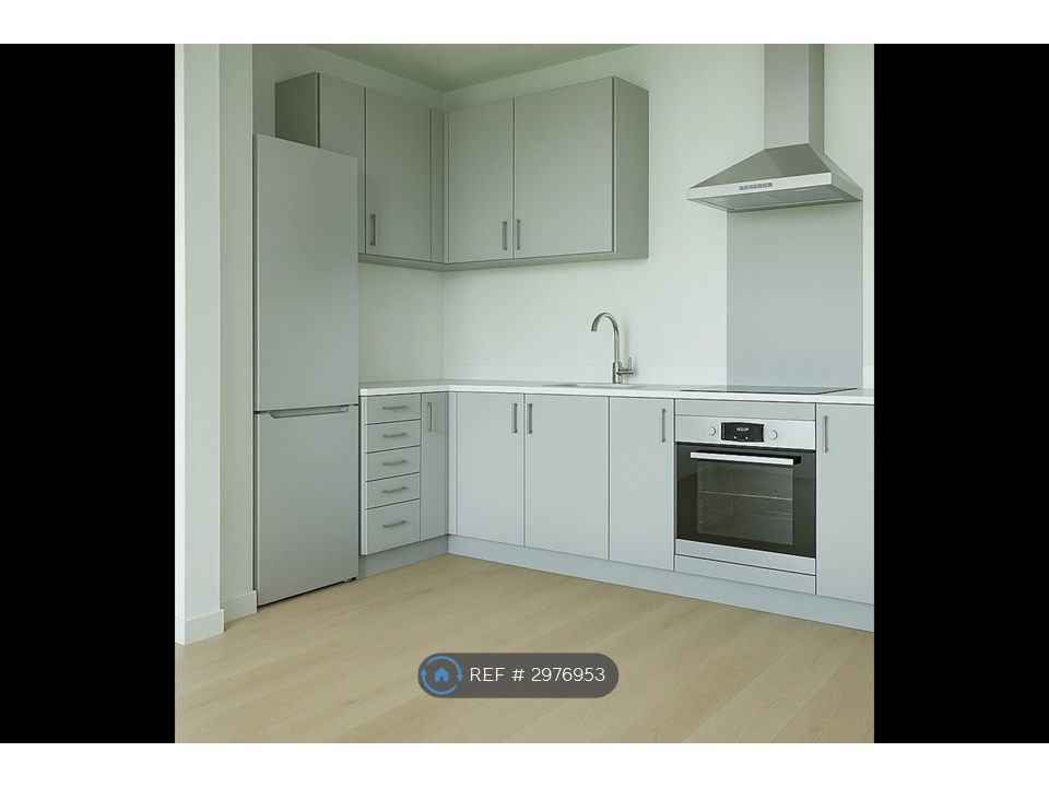 Property photo 3 of 6 Kitchen