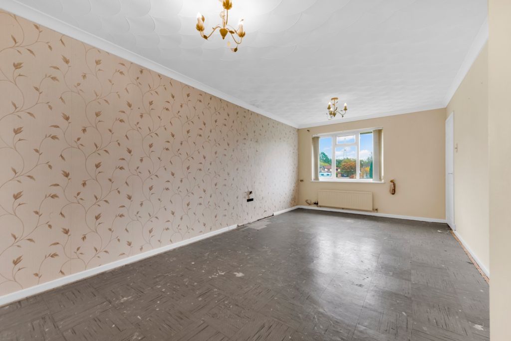 Property photo 3 of 23 4520977