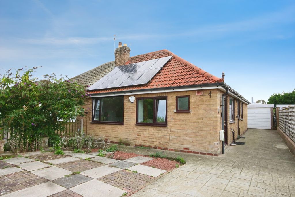 Property photo 1 of 18 Pnmb1133