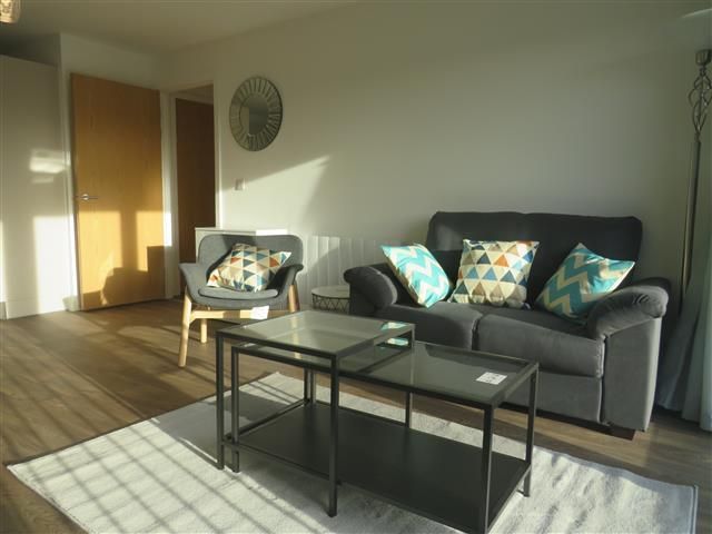Property photo 1 of 8 Living Room