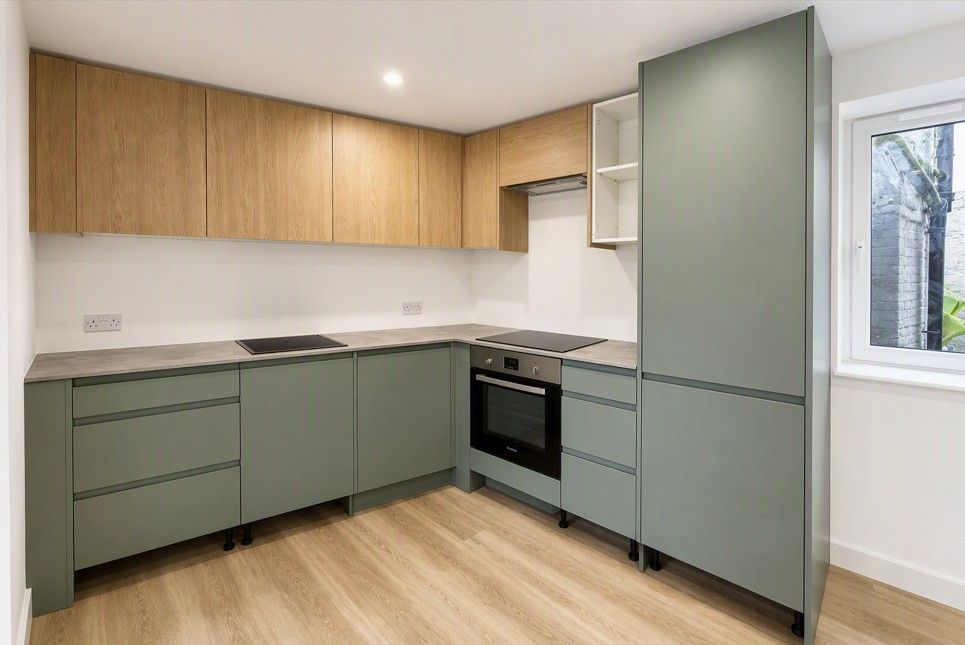 Property photo 1 of 2